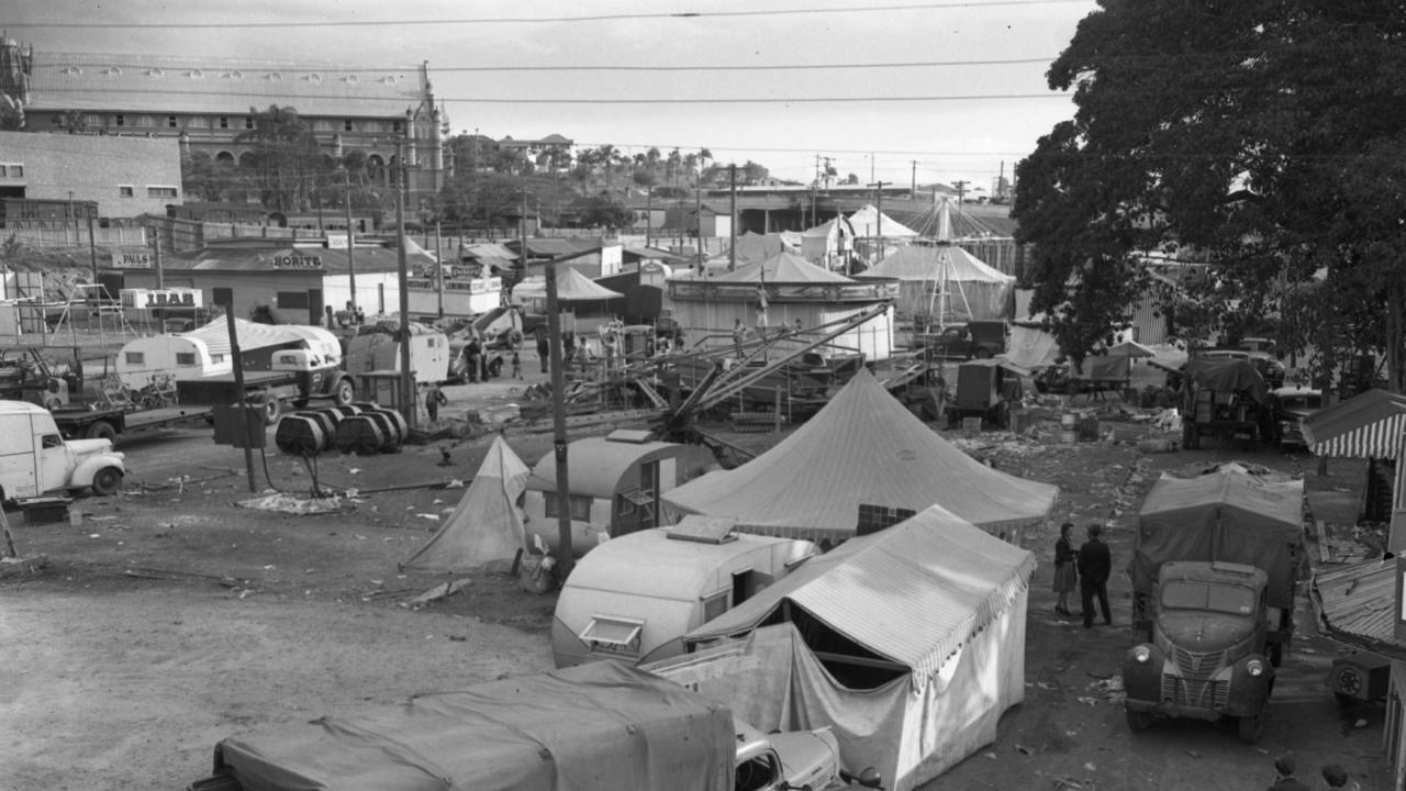 Dismantling the tents, 1948, after another successful Show.