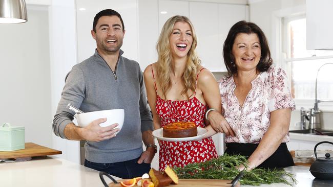 Former NRL player Anthony Minichiello will be cheering on his sister Michelle and mum Teresa in Plate of Origin. Picture: Sam Ruttyn