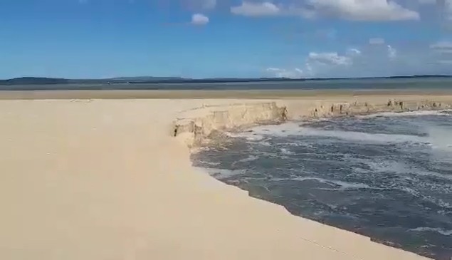 New sinkhole opens up at Inskip Point