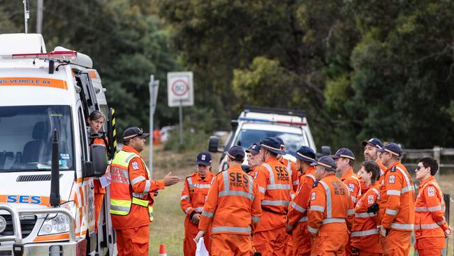 Officers and SES volunteers searched the state forest behind Buninyong Golf Club. Picture: NCA NewsWire / Diego Fedele