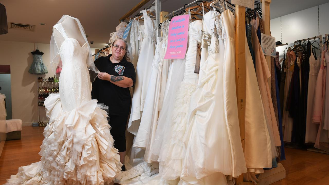 THIS IS LOVE Free wedding dresses for 100 lucky brides The