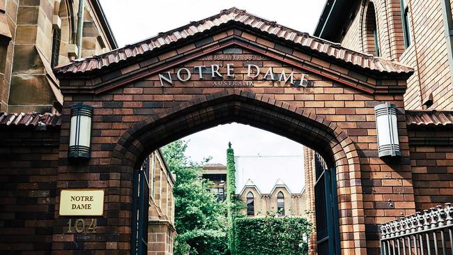 The University of Notre Dame will offer short course in finance aimed at assisting women to progress to postgraduate study.