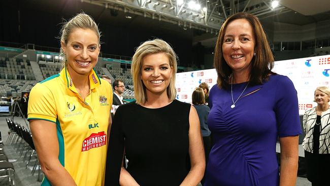 Laura Geitz, with sports commentators Rebecca Maddern and Liz Ellis. (Pic: supplied)