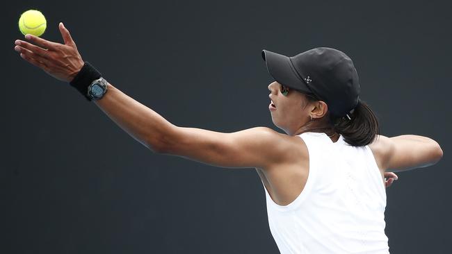 Astra Sharma serves against Anett Kontaveit. Picture: Getty Images