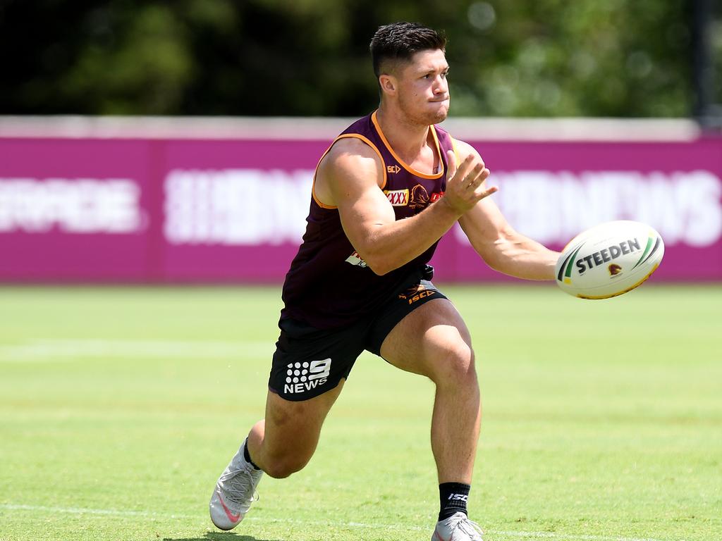 Redcliffe Dolphins: Dolphins wear pink for Intrust Super Cup Women In  League round game against Capras at Dolphin Stadium