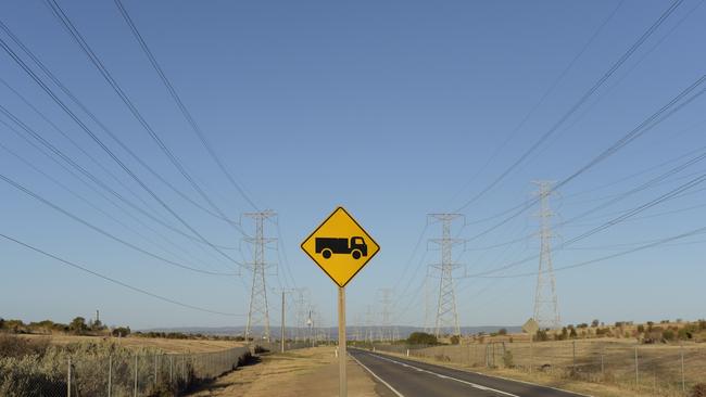 Transmission lines are the most urgent part of the clean energy transition said former chief scientist Alan Finkel. Picture: Carla Gottgens/Bloomberg via Getty Images