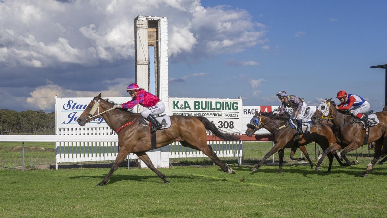 Well Sighted races to victory in last year's Stanthorpe Cup for apprentice Brooke Mackie and Toowoomba trainer Tony Sears.