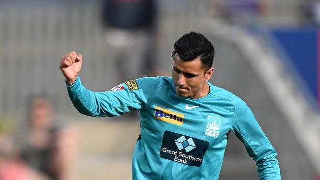 How would Mujeeb Ur Rahman look in purple? Picture: Steve Bell/Getty Images