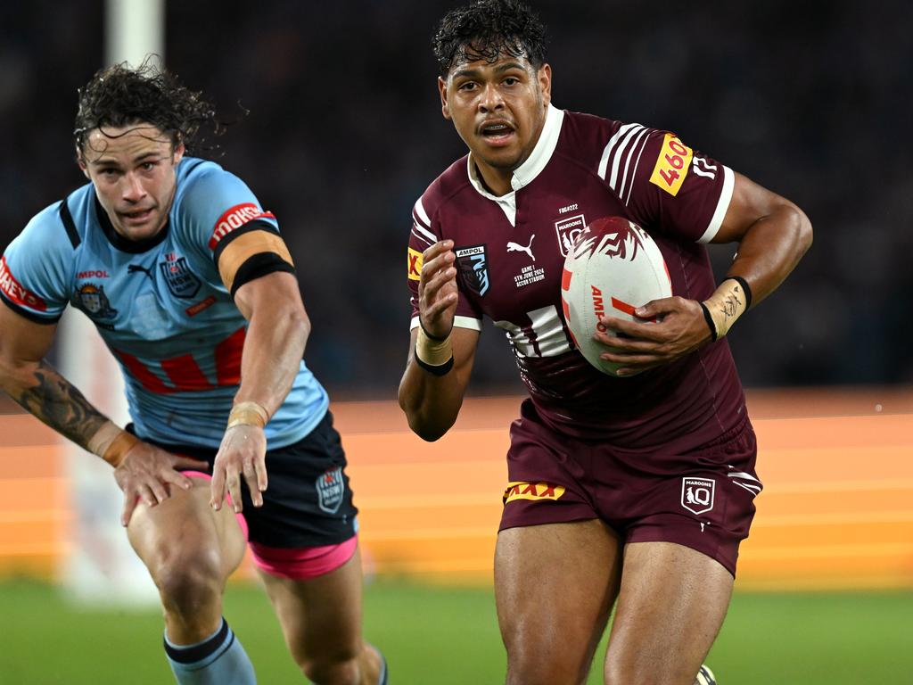 Selwyn Cobbo makes a break for Queensland. Picture: NRL Photos