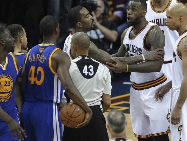 NBA Finals 2016: LeBron James Cops Draymond Green Blow To The Groin ...