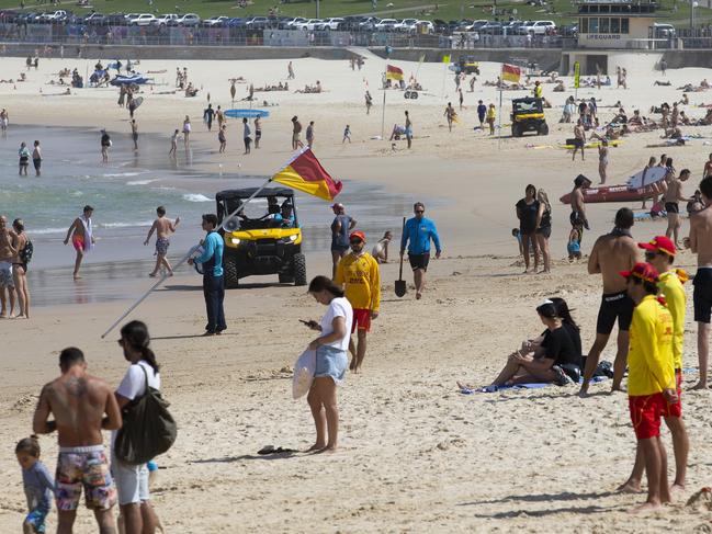 SUNDAY TELEGRAPH - 21/3/20Bondi Beach crowd numbers to be kept under 500 people.Press conference at Bondi Pavilion today with Police and Emergency Services Minister David Elliot. Picture: Brendan Read