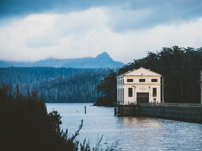 In the middle of Tasmania, on the southern hemisphere's deepest lake, awaits a wilderness experience: Pumphouse Point. Walk deep into the fjord-like surrounds of Lake St Clair, explore the giant myrtle forests, tread softly on the moss-covered understory and forget the world you left behind.Photo - Stu Gibson/Tourism TasmaniaESCAPE 1 May 2022Travel CV