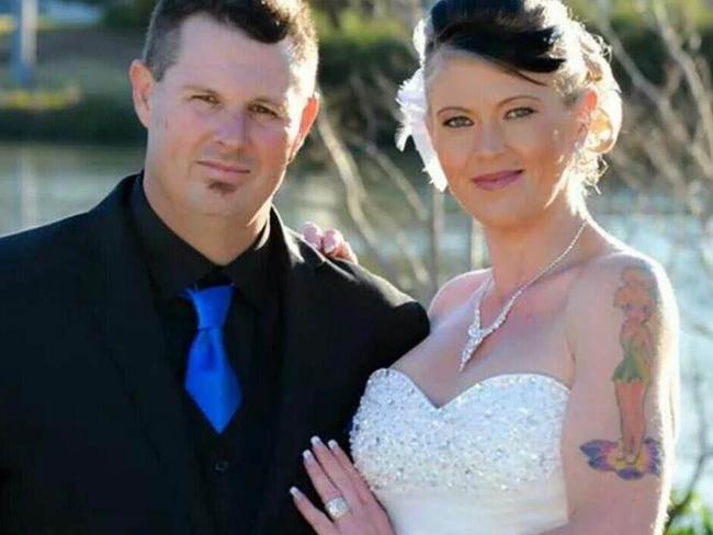 Fiona and Steve at their wedding renewal ceremony last year after she lost almost 80kgs.