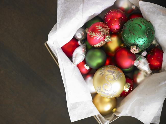 Creative children can decorate their own Christmas baubles at Pacific Werribee.