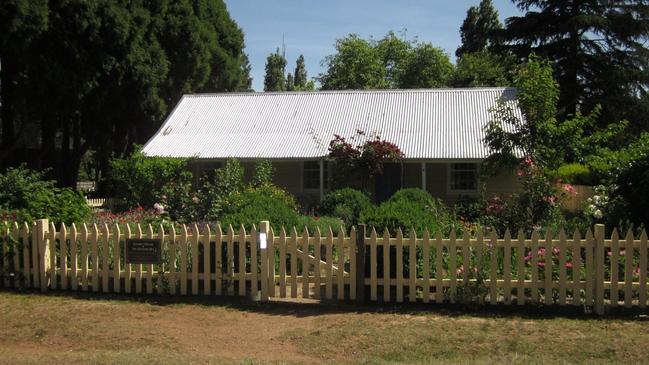 Jellore Cottage in Berrima encapsulates the historical appeal of the Berrima village.