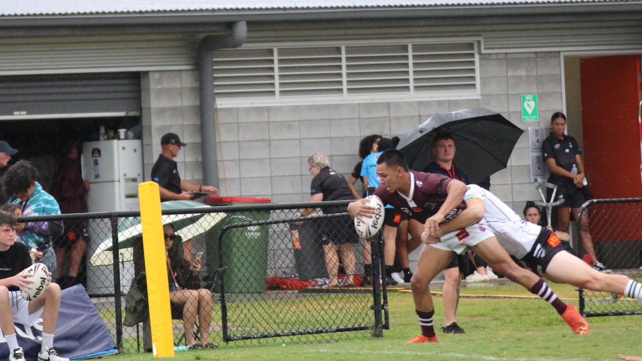 Creedence Donovan about to score for Burleigh Bears earlier in the season.