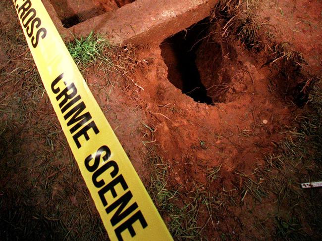 SA murder where bodies were found in barrels in strong room vault of former State bank building in Snowtown - 6 foot deep grave site found at 203 Waterloo Corner Road, Salisbury North where two bodies more were found.serial killing/Murder/SA