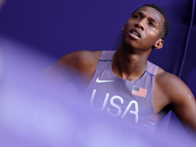 PARIS, FRANCE - AUGUST 05:  Erriyon Knighton of Team United States looks on  during the during the Men's 200m Round 1 on day ten of the Olympic Games Paris 2024 at Stade de France on August 05, 2024 in Paris, France. (Photo by Christian Petersen/Getty Images)