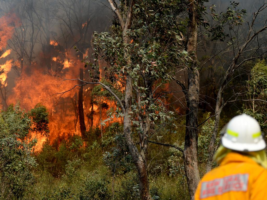 Firefighters undergoing a controlled backburn in Lithgow. Picture: Jeremy Piper