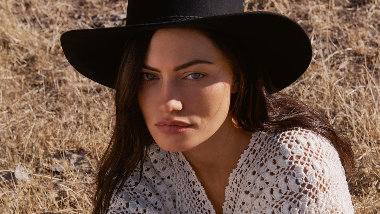 R.M. Williams Celebrates The Undeniable Character Of Phoebe Tonkin