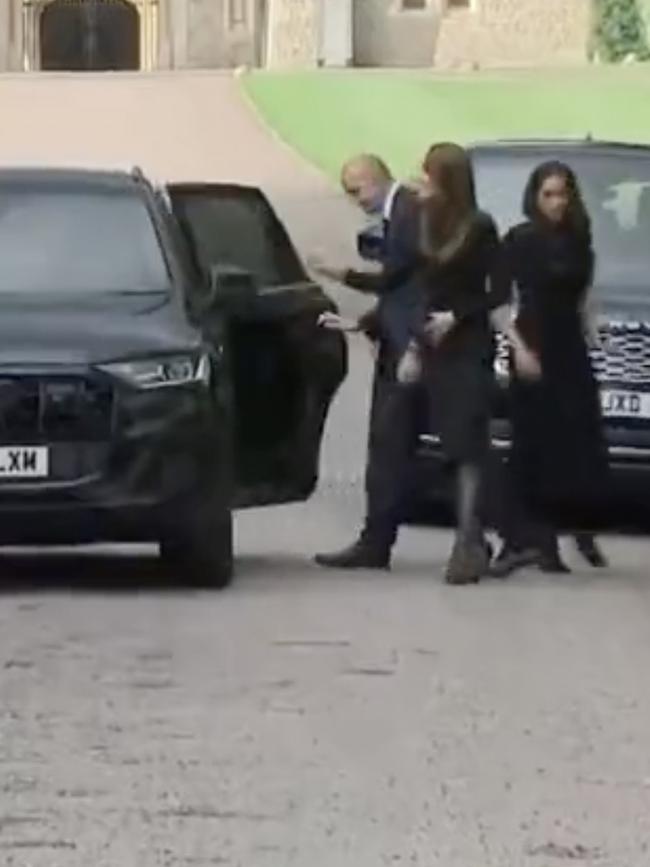 Meghan and Kate got out of the same side of the car upon arrival, where they had no communication with one another.