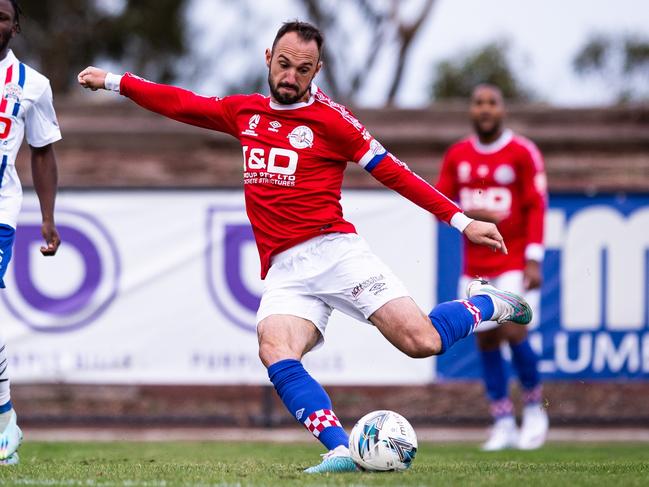 Ivan Franjic in action for Melbourne Knights: Picture: Mikko Robles