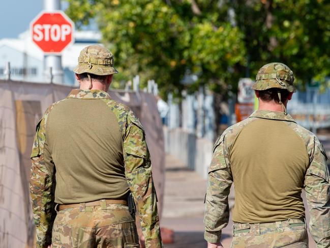 Qld Defence Force members jailed over stealing meals from dining halls