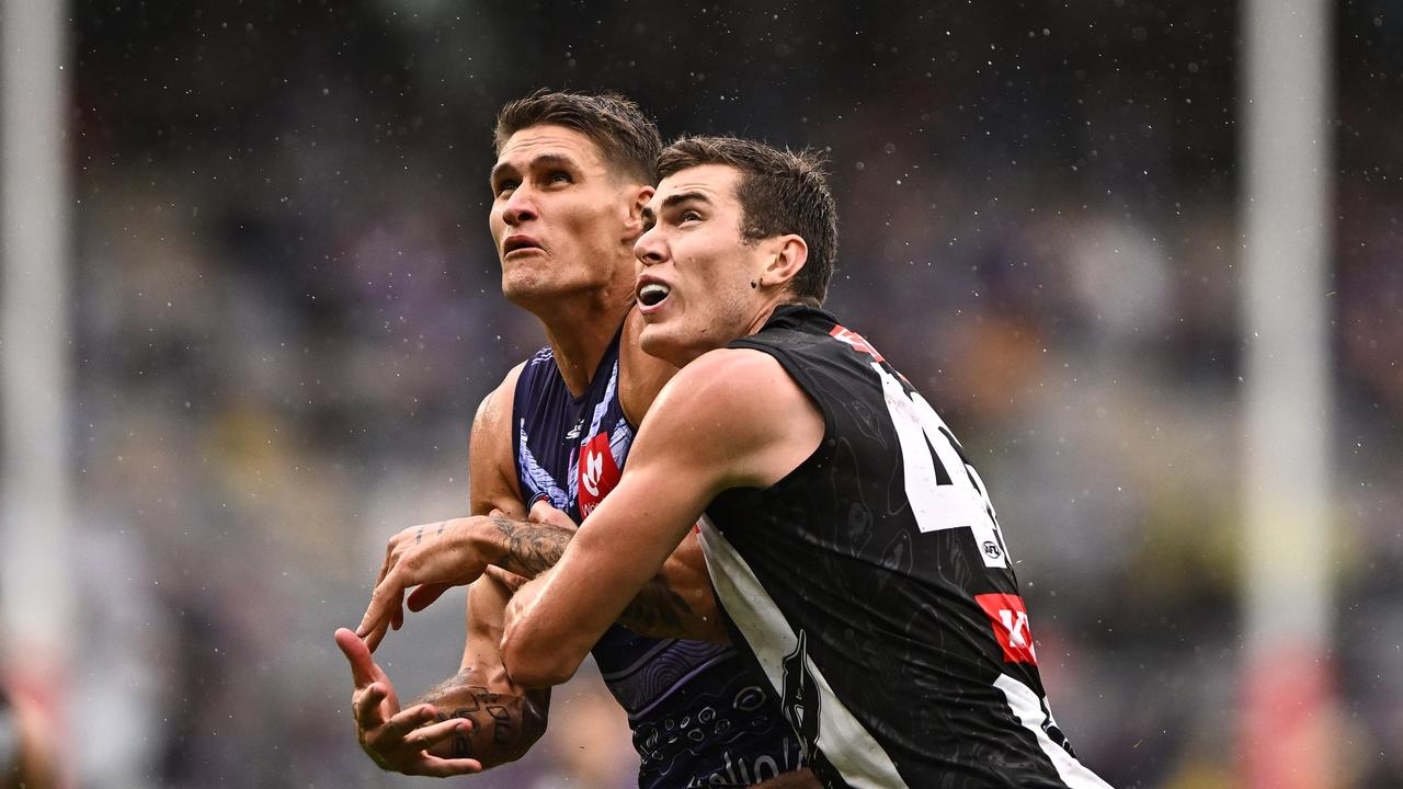 Mason Cox was subbed out with a finger injury. Picture: Daniel Carson/AFL Photos via Getty Images