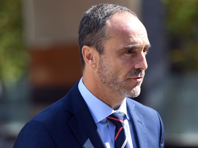 Michael Wright, National head of BT Finance leaves the banking services royal commission in Melbourne, Thursday, April 18, 2018. The financial services royal commission public hearing into financial advice continues. (AAP Image/Julian Smith) NO ARCHIVING