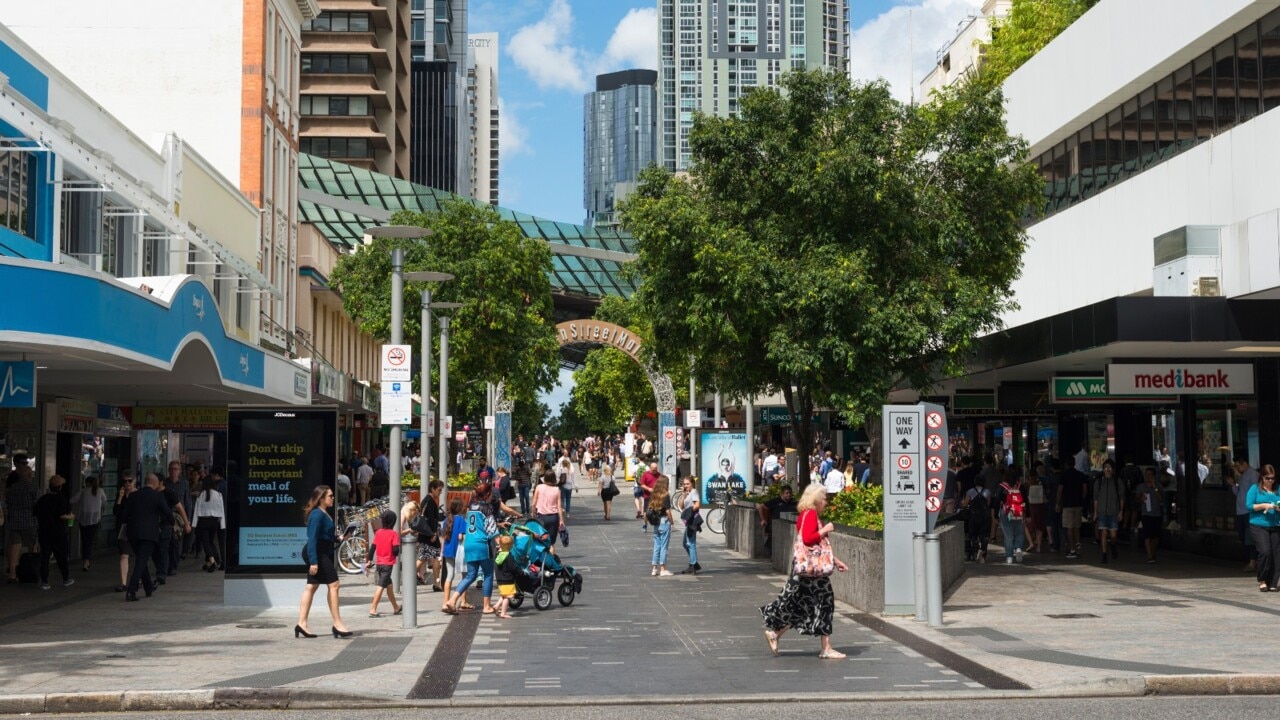 Queensland shoppers spending big in the final days before Christmas 