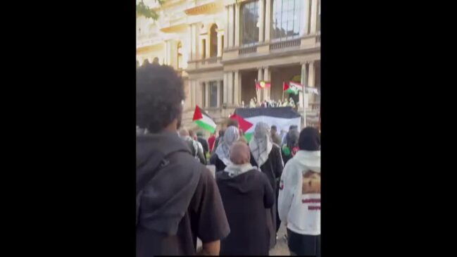 Pro-Palestine demonstrators protest ahead of Sydney Opera House being lit in Israeli colours