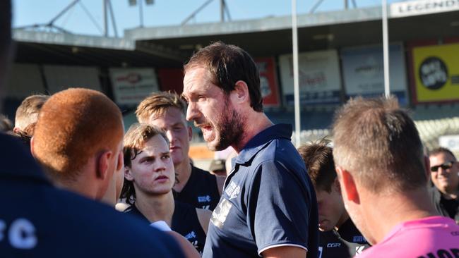 Josh Fraser talking to his players last year. Picture: Rob Leeson.