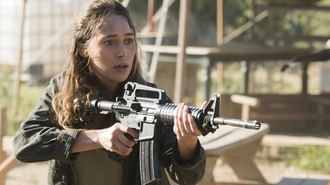 Alycia Debnam-Carey as Alicia Clark - Fear the Walking Dead _ Season 3, Episode 12 - Photo Credit: Richard Foreman, Jr/AMC