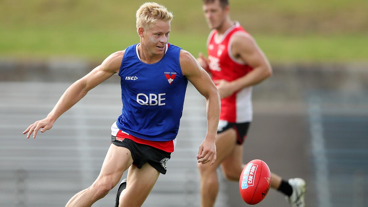 Isaac Heeney in action at Sydney pre-season training.