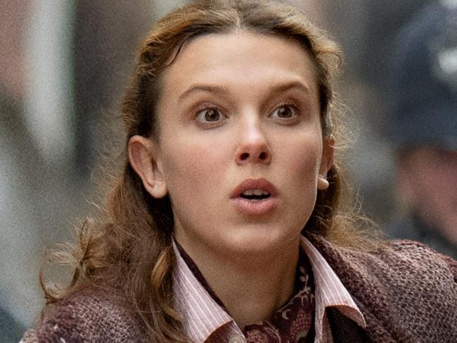 Enola Holmes 2. Millie Bobby Brown as Enola Holmes. Cr. Alex Bailey/Netflix © 2022