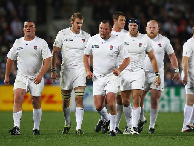 AUCKLAND, NEW ZEALAND - OCTOBER 01: Steve Thompson of England (C) walks with his team mates during the IRB 2011 Rugby World Cup Pool B match between England and Scotland at Eden Park on October 1, 2011 in Auckland, New Zealand. (Photo by Ryan Pierse/Getty Images)