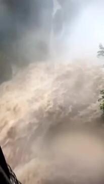 Purling Brook falls closed: Inside video shows raging torrent | WATCH ...