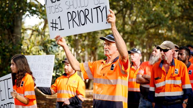 Heyfield timber mill workers had protested outside a cabinet meeting in a rally to save the mill. Picture: Chloe Smith.