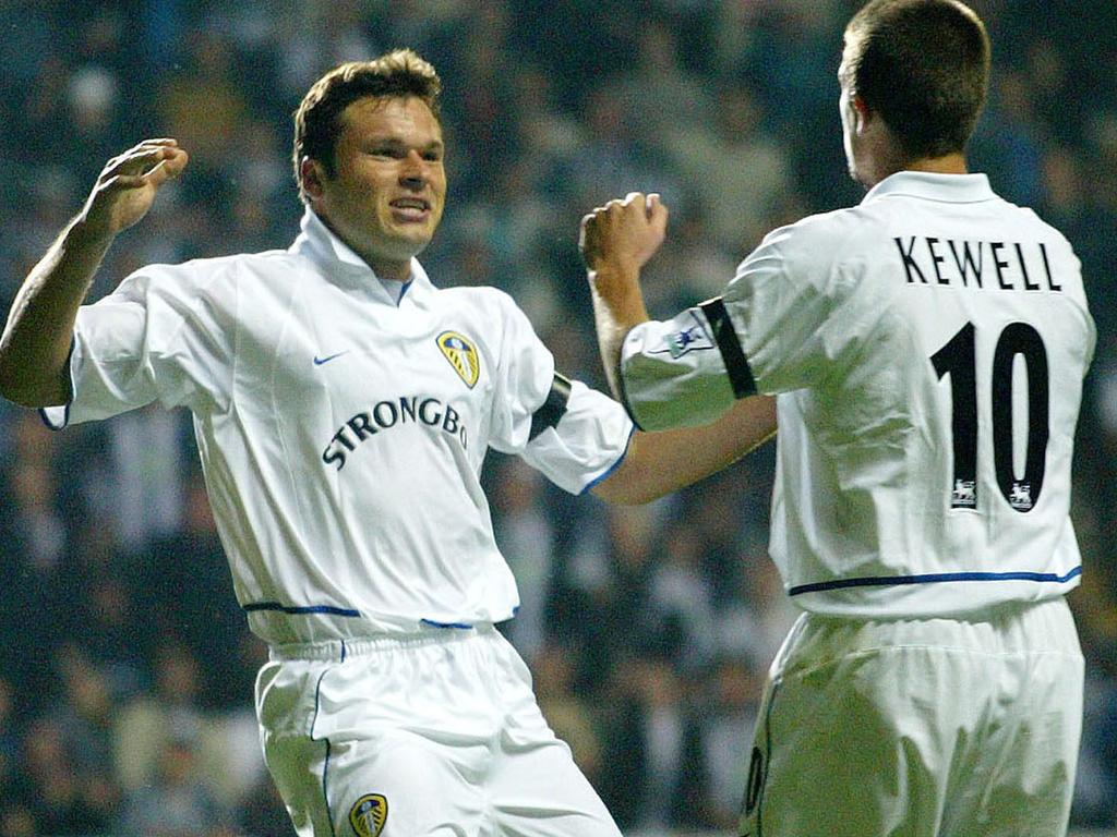 Mark Viduka with teammate Harry Kewell in 2002.