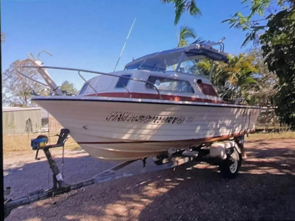 Darryn Kimlin was travelling in a five-meter fibre glass half cab boat named Tamarumma.