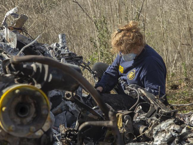 The NTSB said wreckage from the helicopter that crashed and killed Kobe Bryant, his daughter and seven others did not show any sign of engine failure. Picture: AP