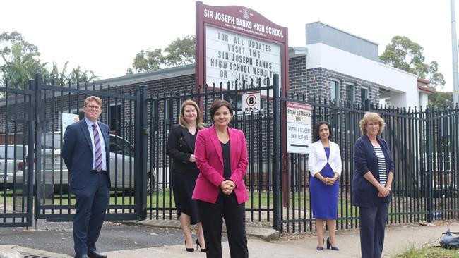 L to R: Anthony D’Adam – East Hills Labor spokesman, Shadow Mental Health spokeswoman Tara Moriarty, Opposition Leader Jodi McKay, Shadow Education spokeswoman Prue Car and East Hills resident Susan Boxall. Picture: Jake McCallum