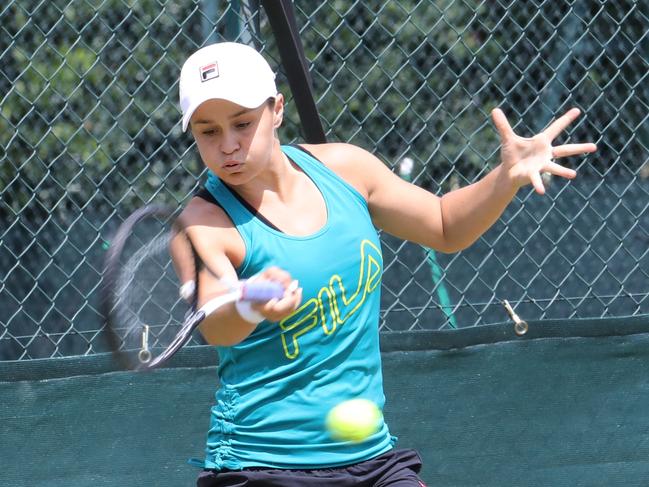 Ash Barty at practice on day one of the championship. Picture: Ella Pellegrini