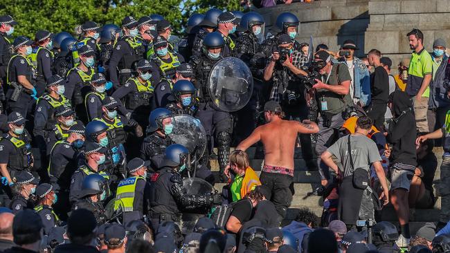 Protesters are confronted by Riot Police at the Shrine of Remembrance on September 22 in Melbourne: Picture: Getty