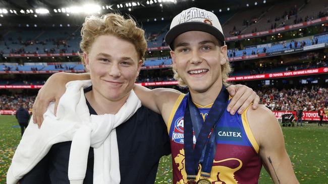 NCA. MELBOURNE, AUSTRALIA. September 28 , 2024. AFL Grand Final.  Sydney Swans vs Brisbane Lions at the MCG.  Born Smith medallist Will Ashcroft and his brother Levi    .  Pic:Michael Klein