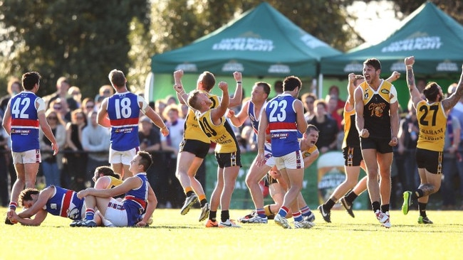 The ecstasy and agony of the final siren. (Photo by Michael Dodge/Getty Images)