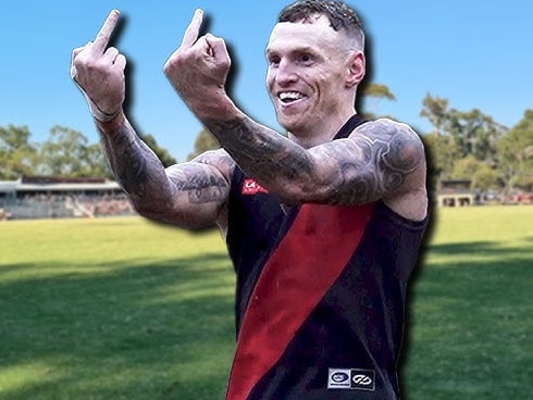 Mitch Robinson flipping the bird to the crowd against Macleod.