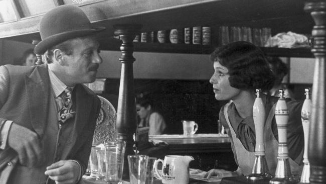 Helen Morse and Jack Thompson in<i> Caddie</i>.