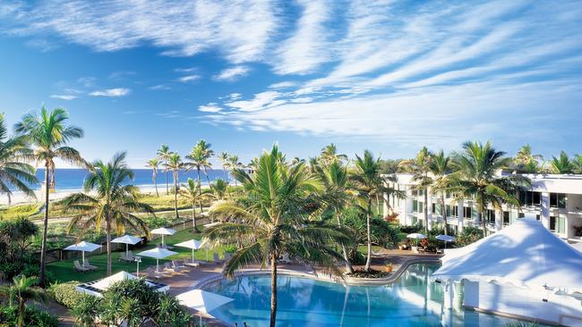 The swim-up pool bar at Sheraton Grand Mirage Resort, Gold Coast