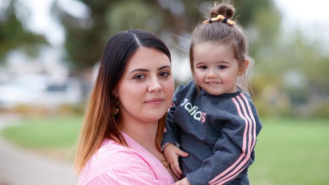 Samantha Walkley with her daughter Nayvah, 1, at Andrews Farm. Picture: Matt Turner.